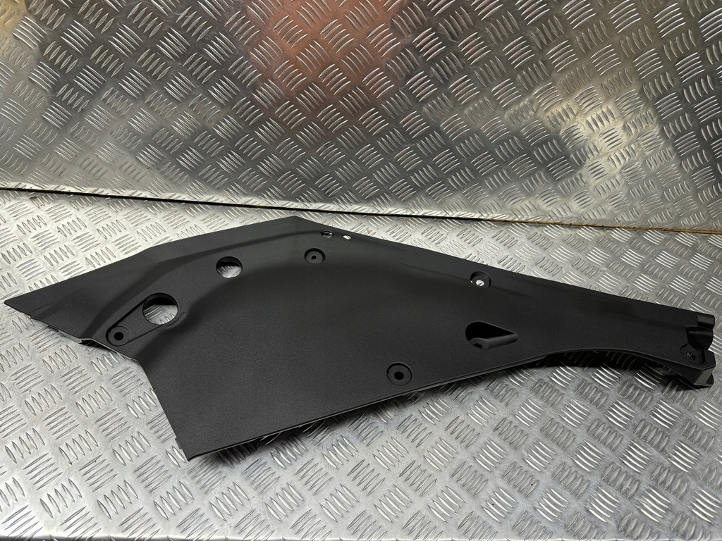 фото №1, Lexus lc lc500 lc500h накладка поперечина захист впуск