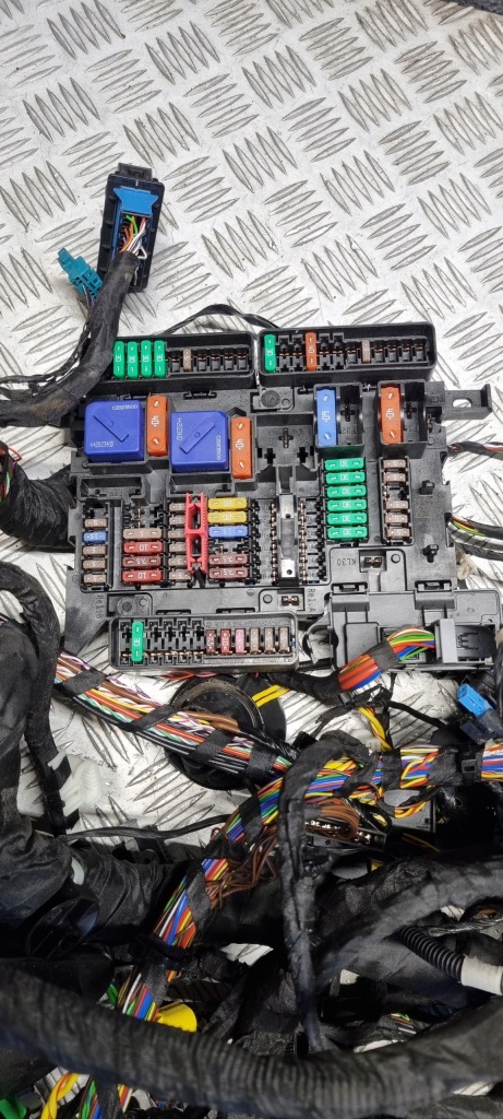 фото №11, Bmw оригінальний номер 6370316 9832966 2' f44 джгут електропроводка кабіни салону