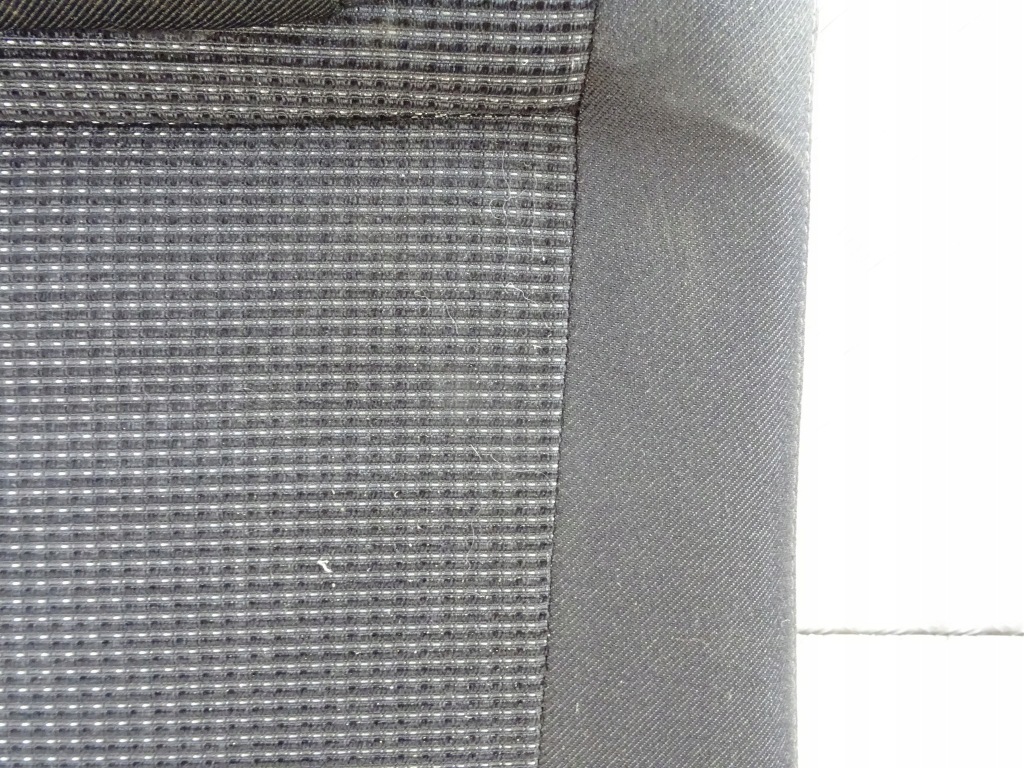 Peugeot 5008 сиденье правый задний  trzeci 3 ряд Оригинал