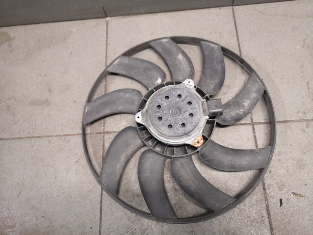 Вентилятор радіатор audi a4 b8 2.0 tdi 993454j Недорого