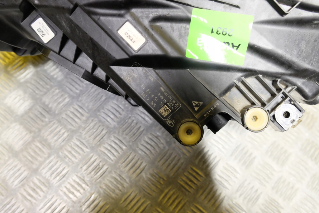 Audi q3 2018- фара фара full led r америка с Разборки