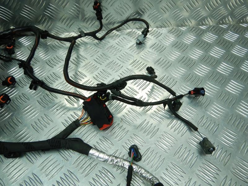 Maserati quattroporte vi жгут электропроводка двигателя 028852069f0 Киев