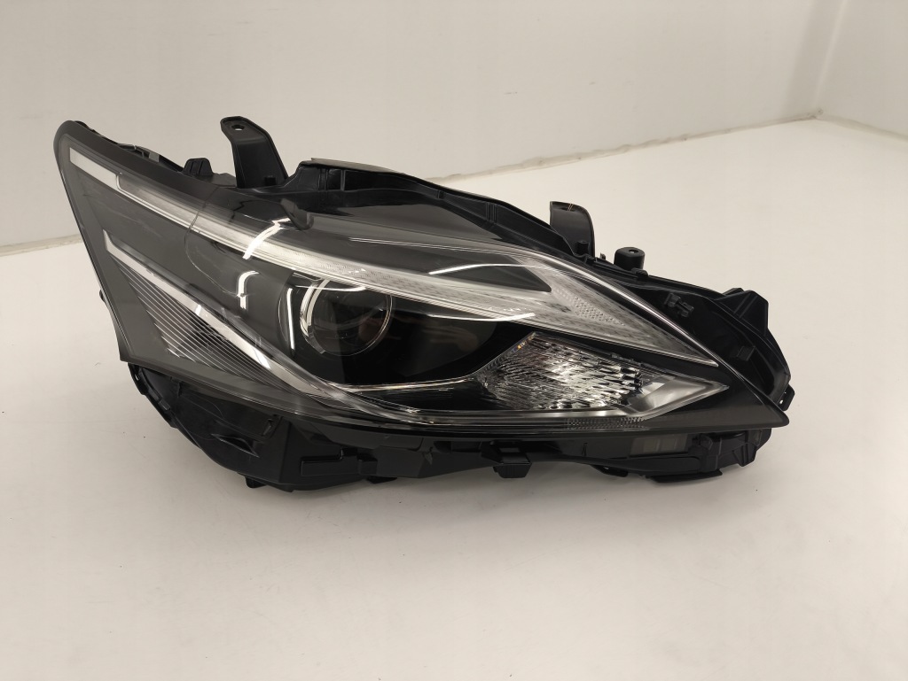 Купить Лампа правый перед передняя full led lexus ct 200h lift 17-