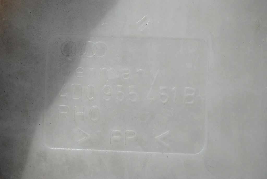 фото №5, Бачок рідина омивача audi a8 d2