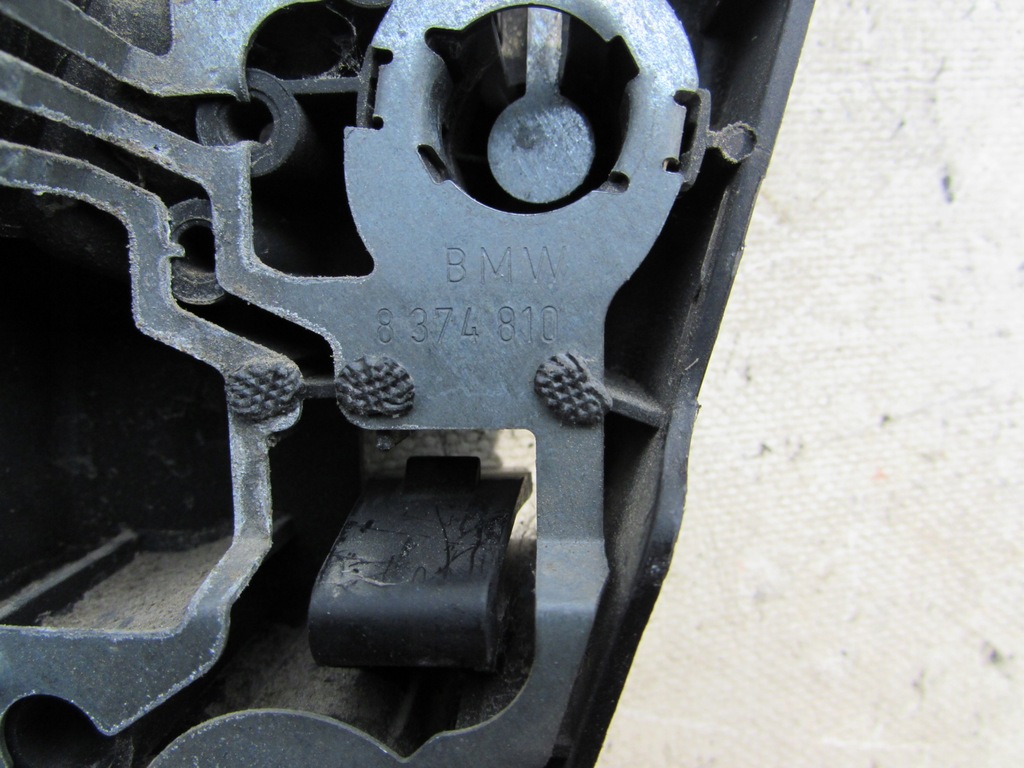 фото №6, Молдинг вкладыш лампы задняя правая bmw e46