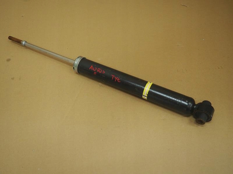 фото №1, Амортизатор задняя задний toyota auris ii 4853002f00