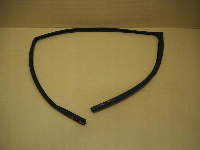 фото №1, Прокладка стекло дверь правых передних c-hr