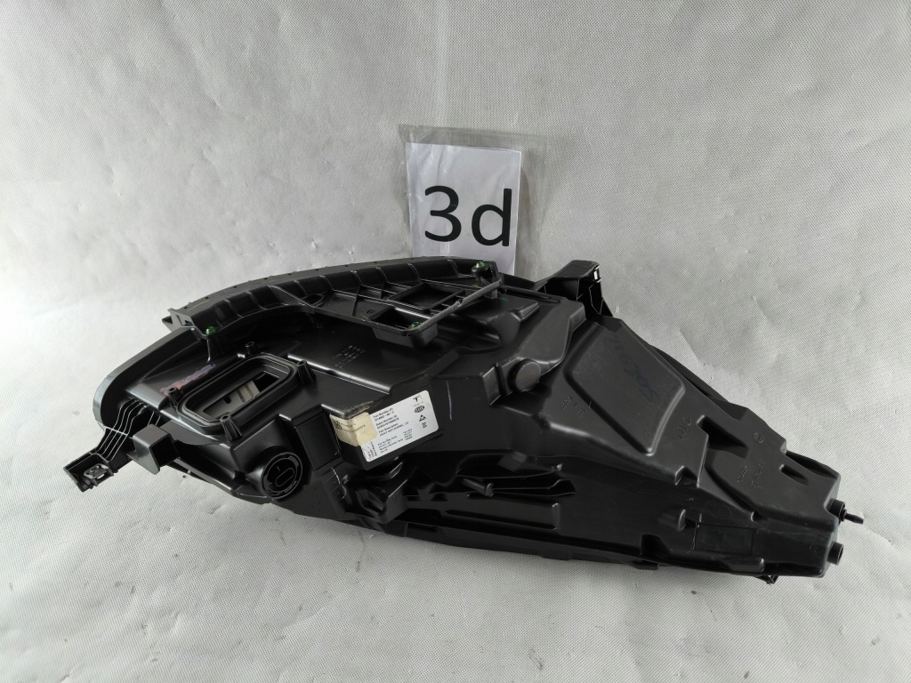 Tesla 3 рестайлінг  full led лівий фара фара 1514952-00-c в Україні