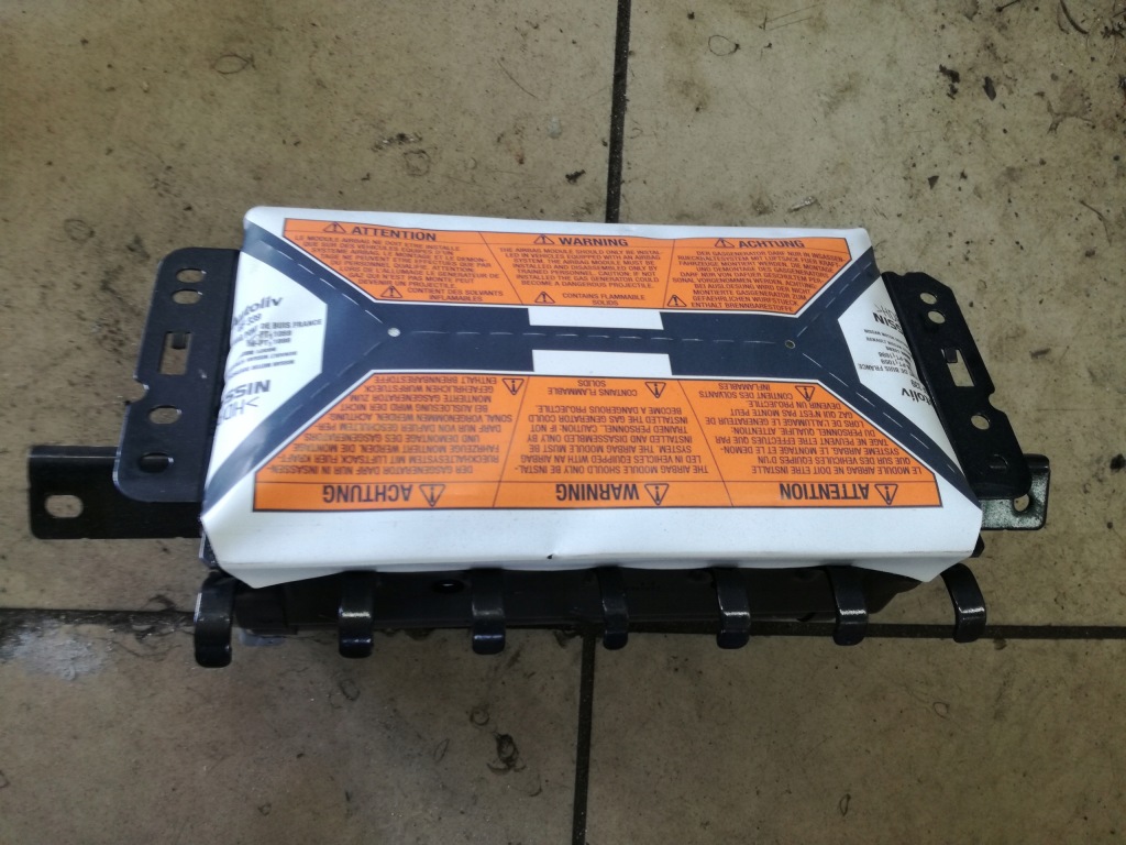фото №1, Nissan qashqai j10 подушка подушка безпеки пасажира 98515jd01b