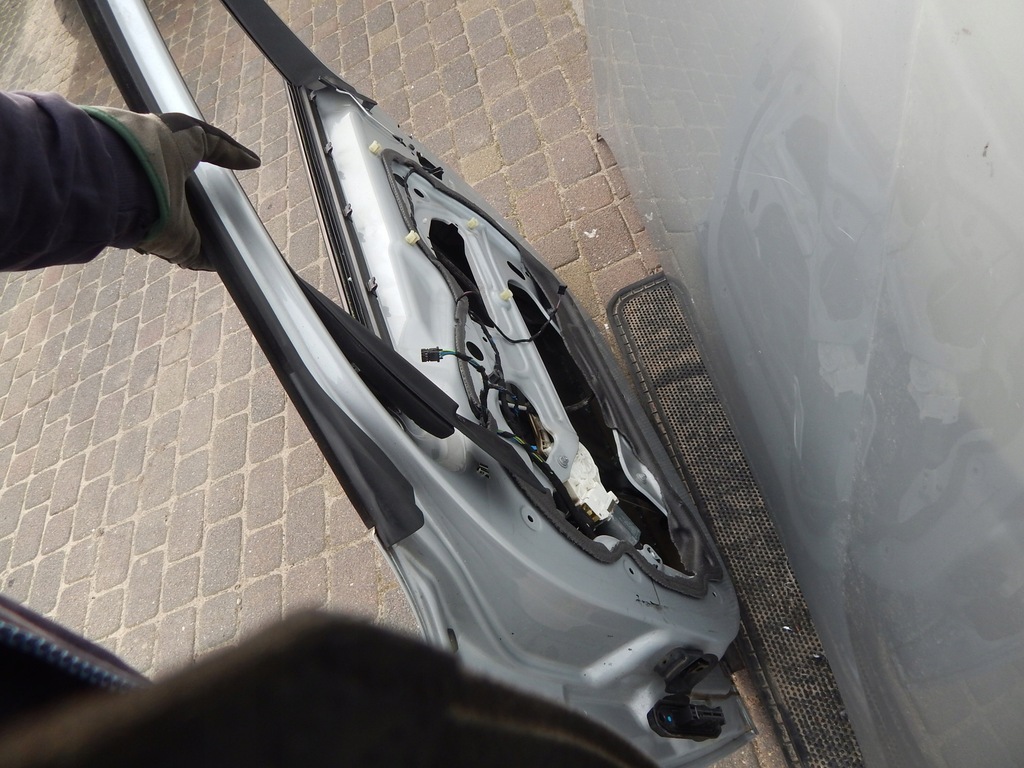 фото №3, Дверь правое bmw x1 e84