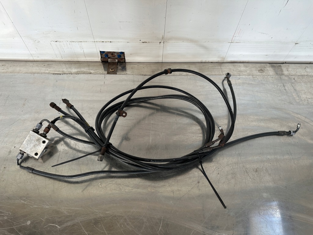 фото №1, Шланг клапан підйому кабіни iveco stralis hi-way