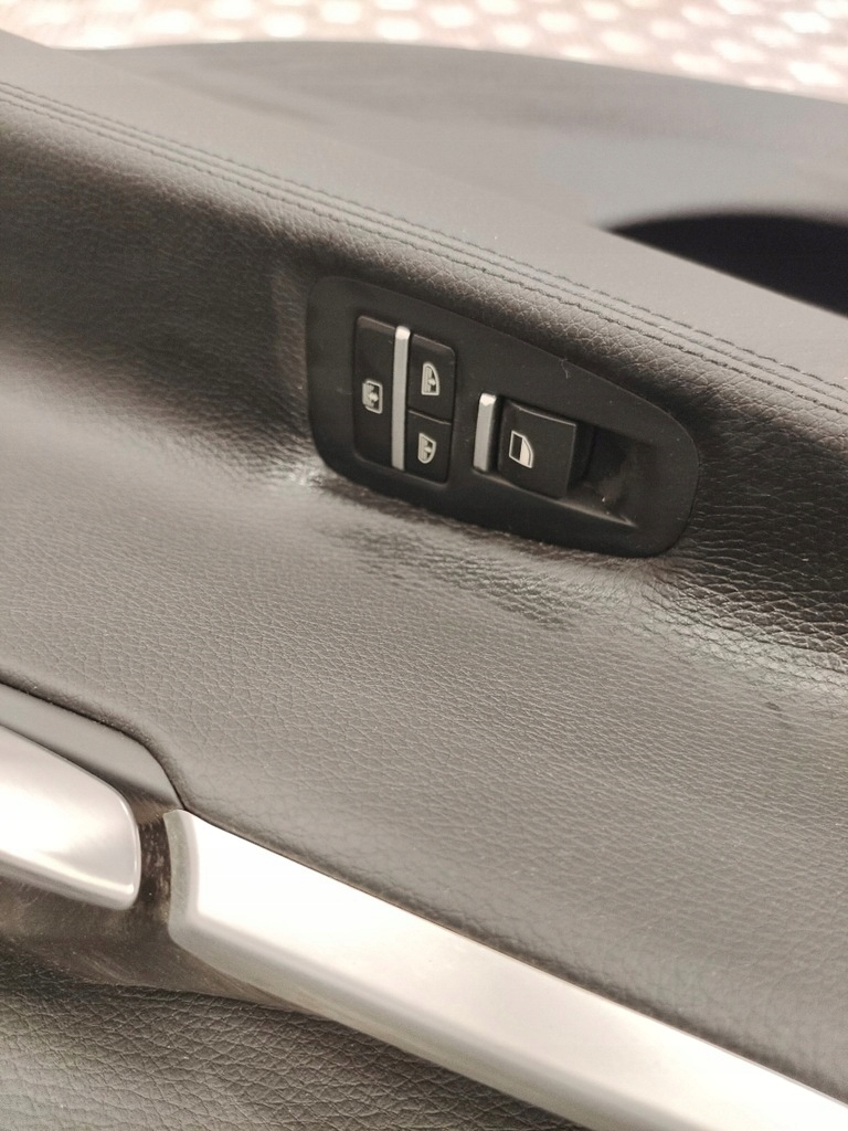 фото №10, Bmw f07 обшивка оббивка двері шторка комплект