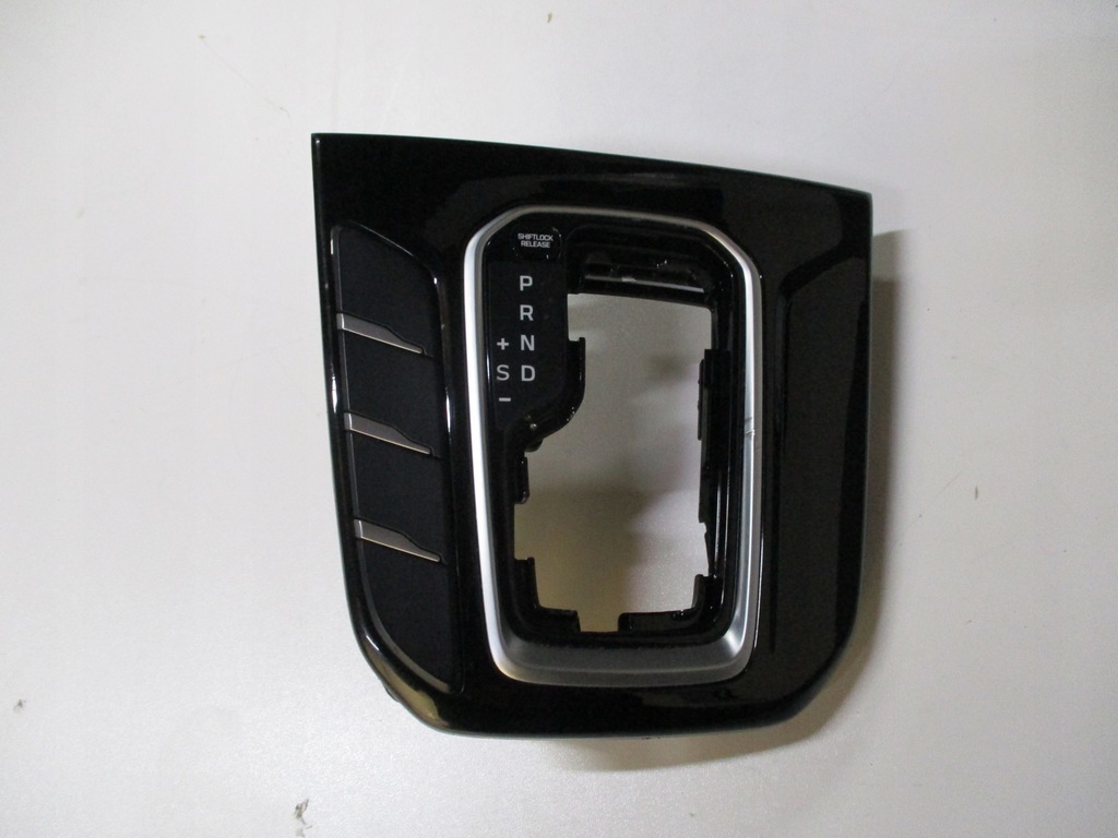 фото №1, Рамка туннель hyundai ioniq 84651-g2010