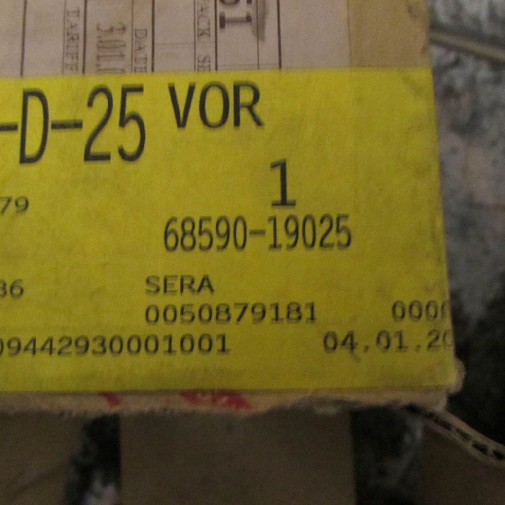 фото №5, Амортизатор дверь правых toyota sera 68590-19025