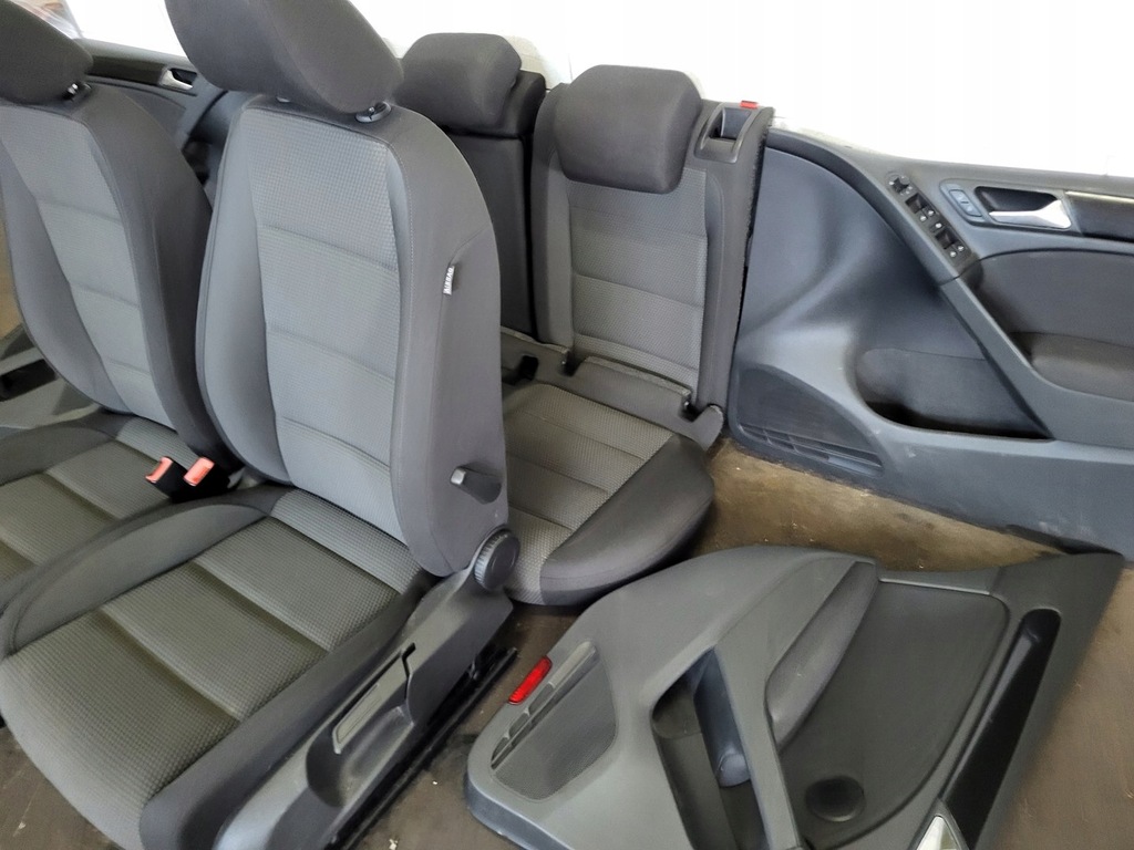 фото №16, Vw golf vi lift hb 5-двері сидіння сидіння обшивка обшивки заднє сидіння uk