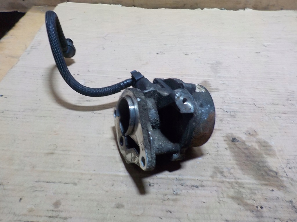 фото №6, Насос вакуум renalut fluence 10r 8201005306-b