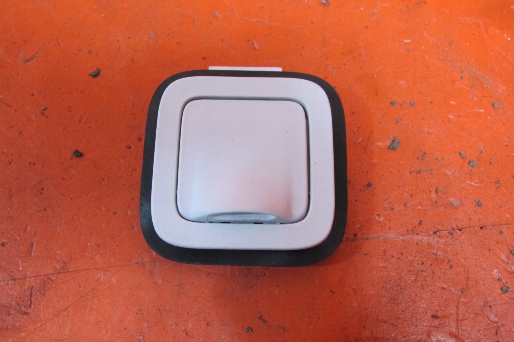 фото №1, Peugeot 308 ii 2 t9 sw kombi 13- заглушка стельовий 9810056077