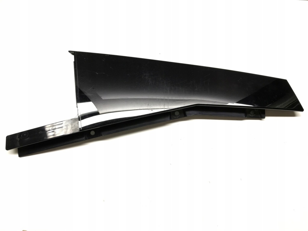 фото №1, Mercedes b w247 20r молдинг стойка дверь правый задняя