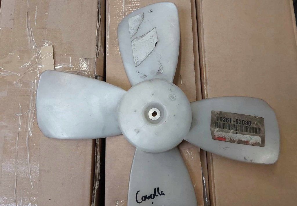 фото №1, Ручка вентилятора радіатора toyota 16361-63030