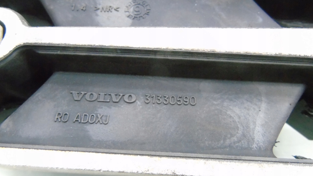 фото №6, Volvo s60 iii v60 ii 2.0 t5 подушка кронштейн двигуна 31430470 31330590
