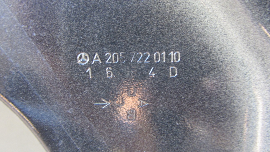 фото №11, Передні ліва двері mercedes w205 c-klasa