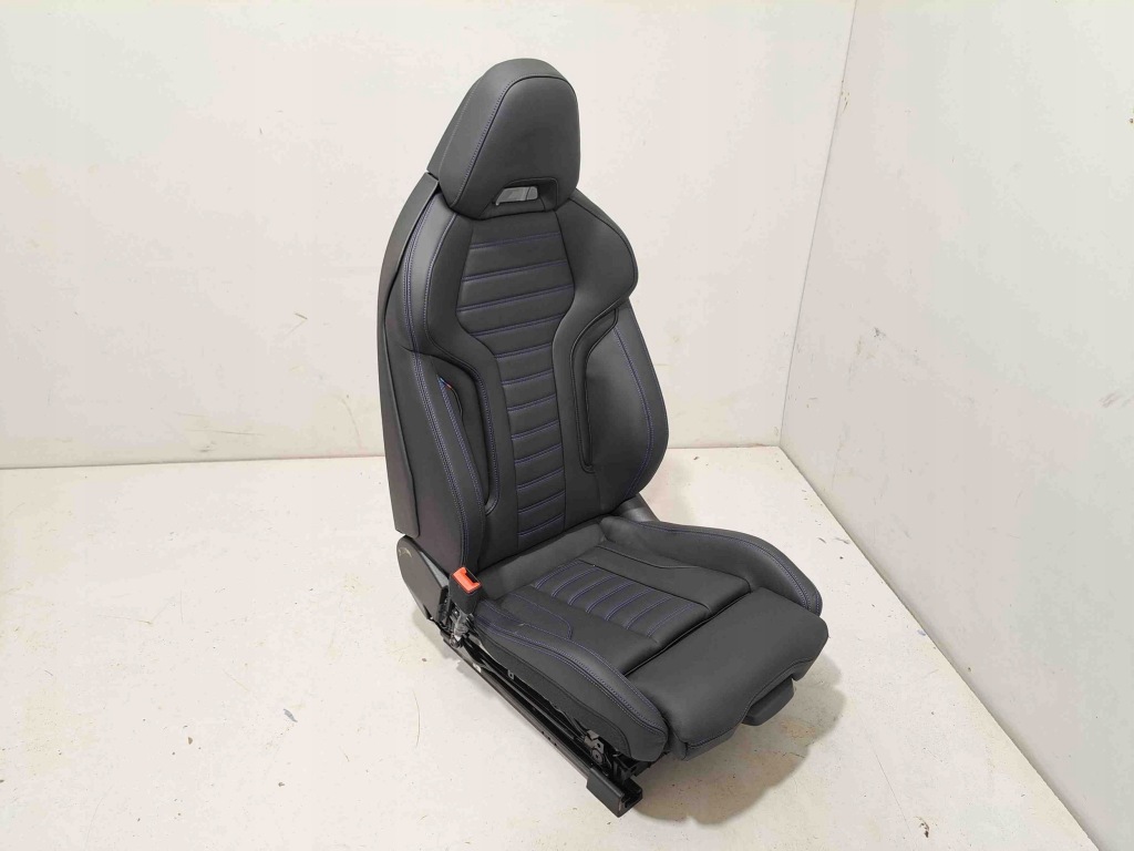 Bmw x4 g02 2023 обивка комплект набор салона заднее сиденье сиденья спортивные Киев