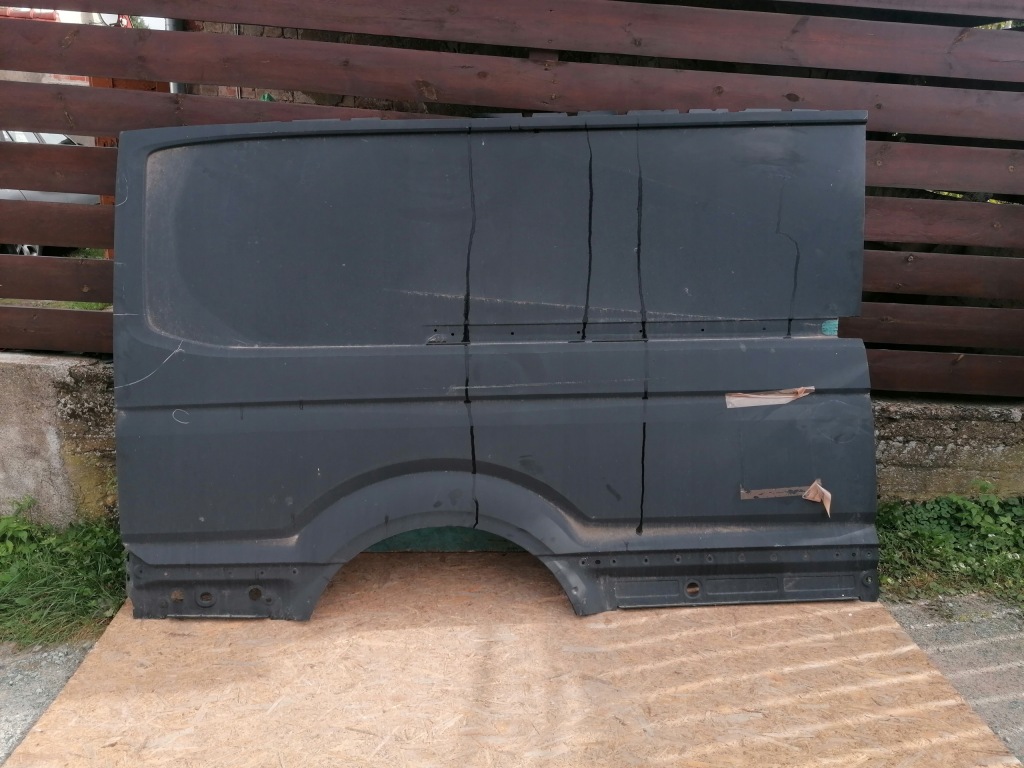 фото №1, Обшивка правий задня vw crafter ii man max giełda poznań