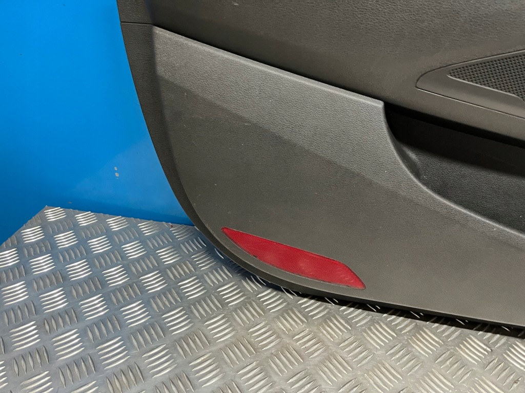 фото №9, Hyundai tucson iii обивка дверь левый перед