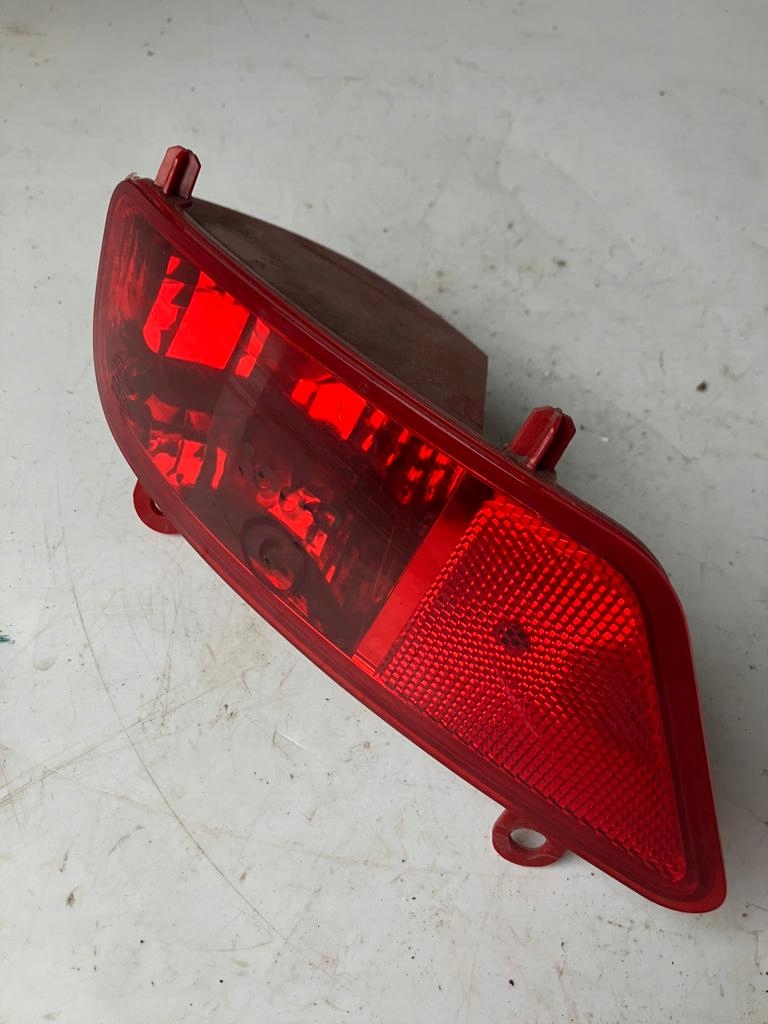 фото №1, Лампа противотуманная w бампер левая 3008 i 9685463380