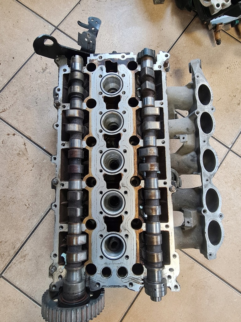 фото №1, Головка вали volvo v50 s40 s80 b5244s 2.4 170km