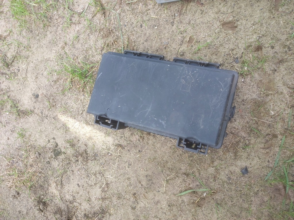 фото №1, Коробка предохранителей corsa d 13217394eh