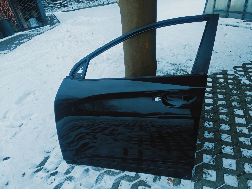 Купити Двері ліва передні ліва перед hyundai kona 17-