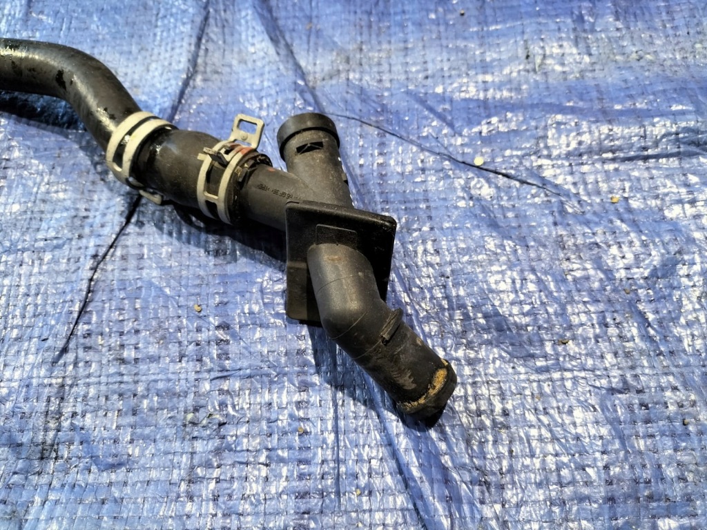 Шланг пабтрубок  патрубок тройник воды mercedes r-klasa 251 3.0 3.2 cdi v6 om642 Недорого