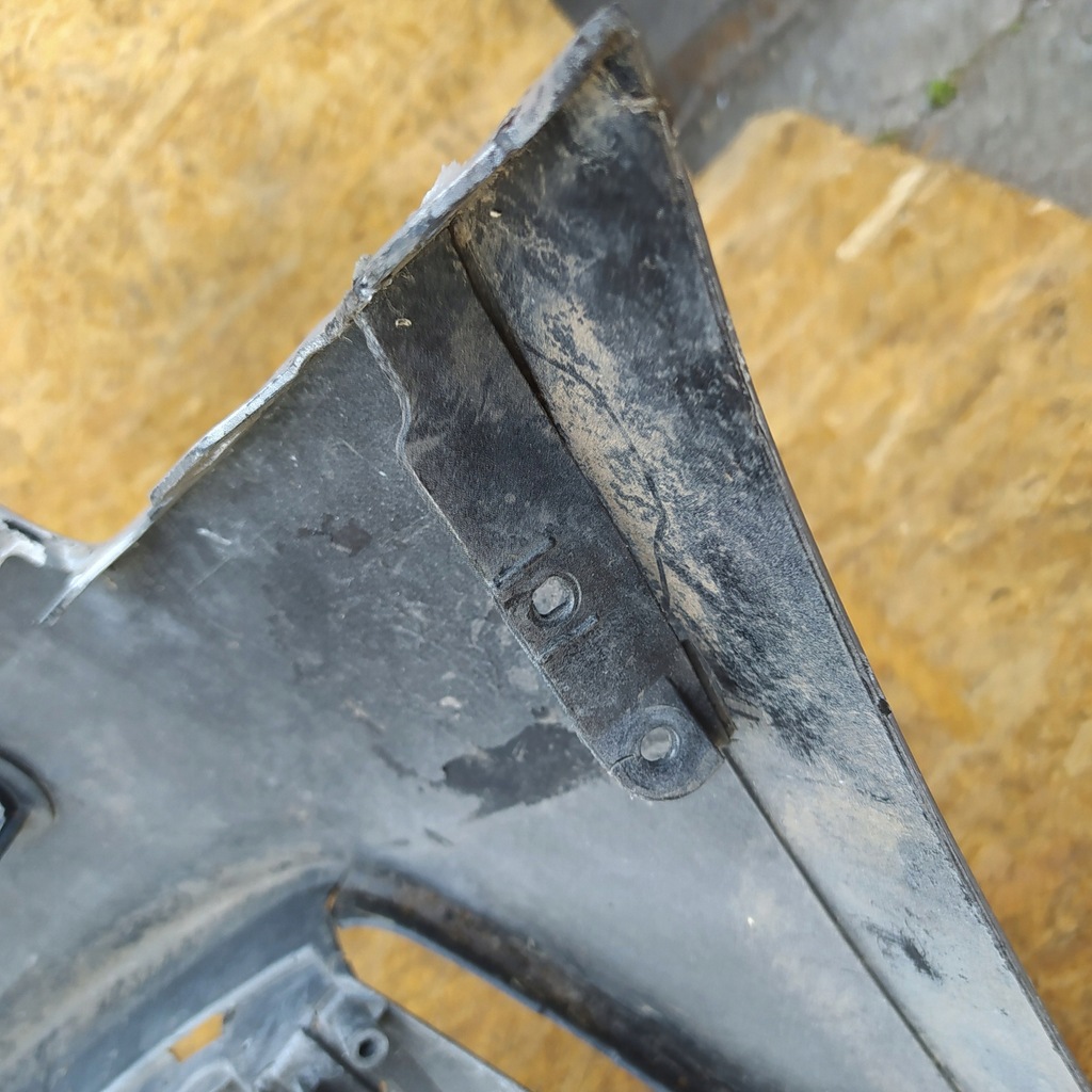 фото №11, Audi a4 b9 бампер перед pdc sprysk 8w0807437