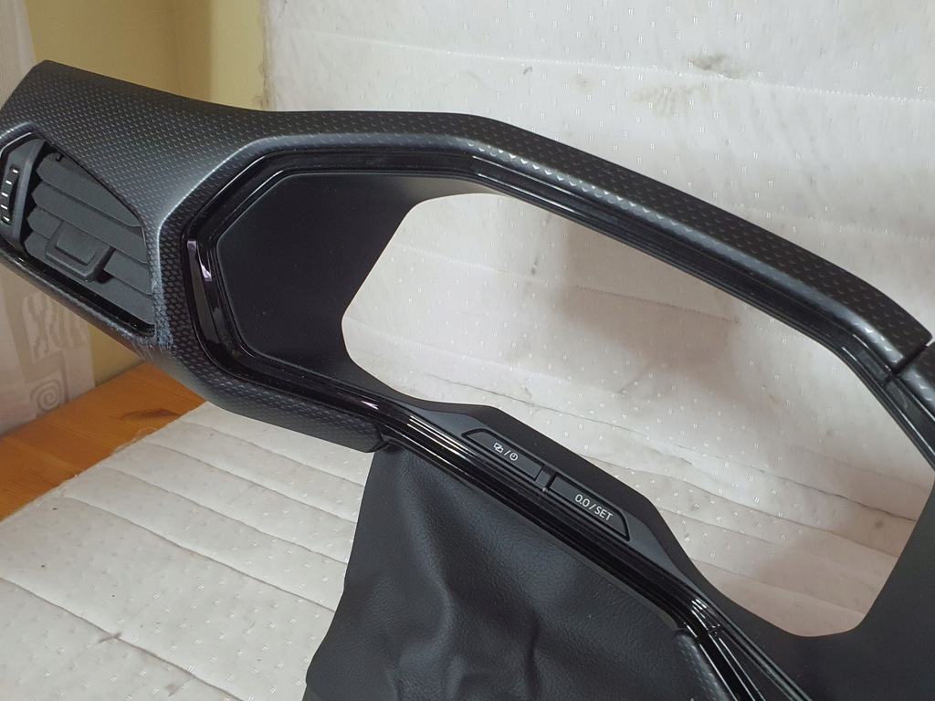 фото №8, Молдинг решітка dekor консолі vw t-roc t-cross