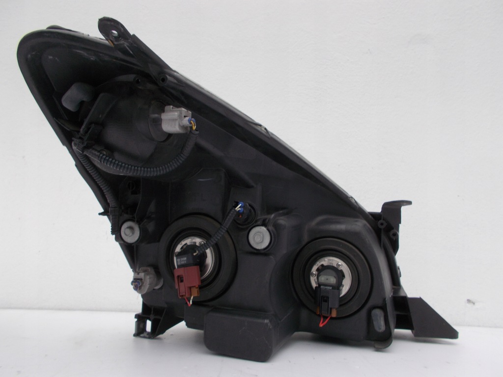 фото №10, Фара лампа toyota corolla verso ii 2 2004 - 2010 stanley europa