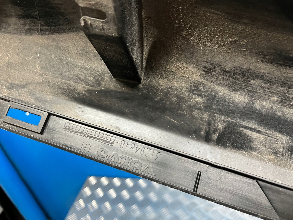 фото №6, Volvo xc60 i левая молдинг порог накладка 31294848