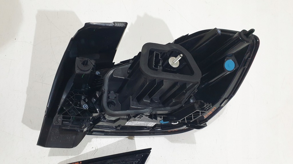 фото №13, Лампа права ліва t opel corsa f 39162664 39162662