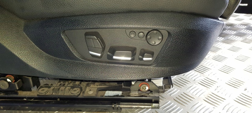 Bmw f10 sedan сидіння комфорт заднє сидіння підігрів шкіра tv обшивки тунель комплект 12 Недорого