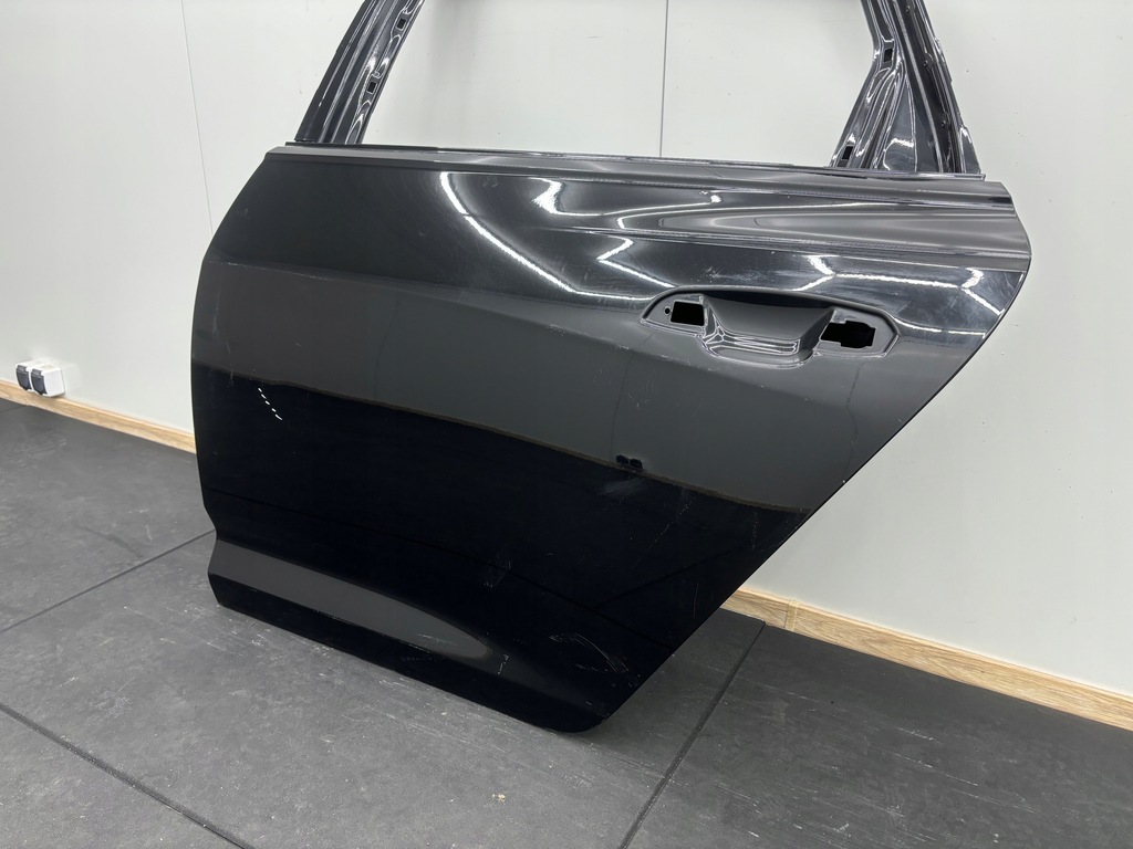 фото №9, Audi a6 c8 sedan дверь левая задняя задние