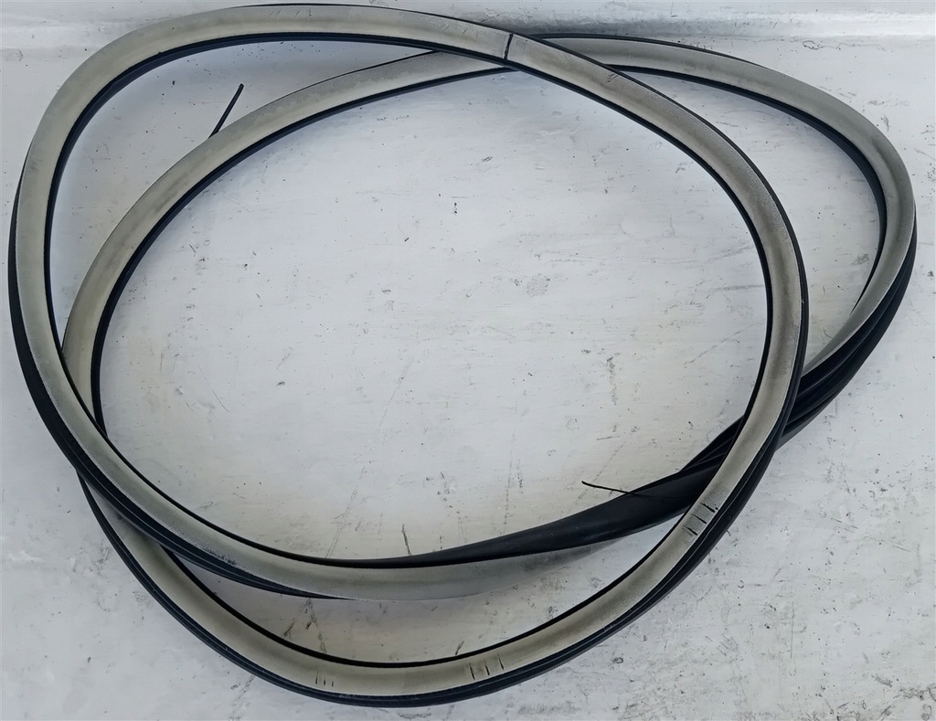 фото №12, Прокладка дверь левый перед citroen c5 iii x7 08-17