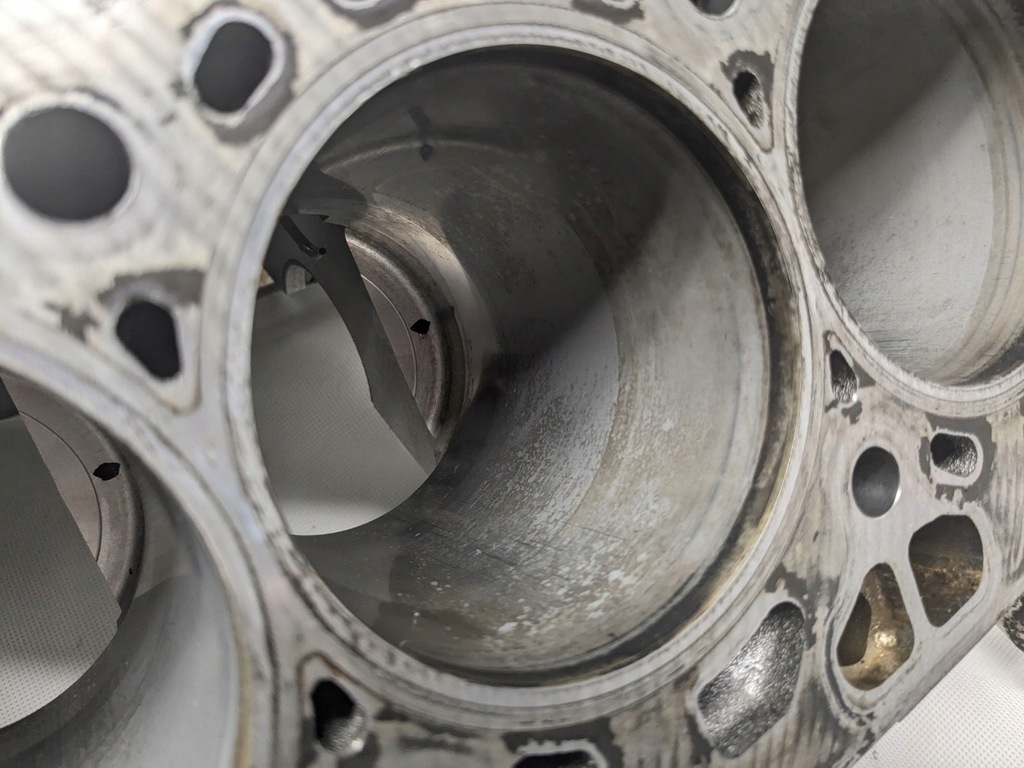 фото №14, Блок двигуна 7562288 n63b44a 4.4 v8 300kw 407km bmw f01 f02 f07 e71 x6 08-