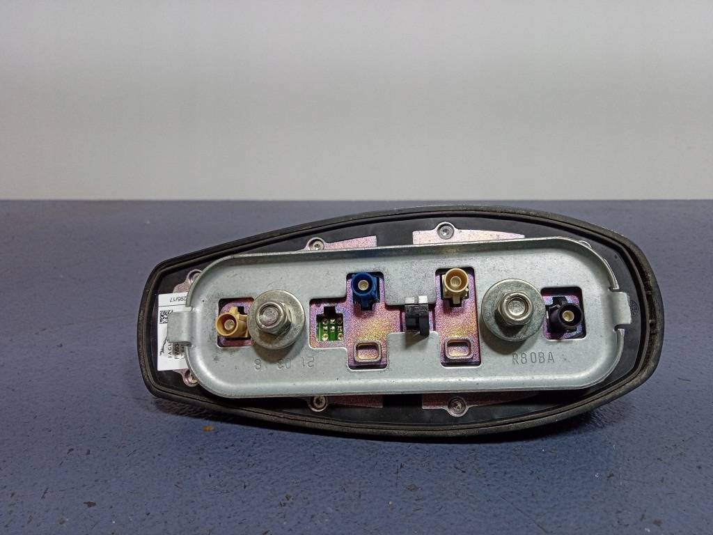 фото №4, Jaguar xf ii x260 антенна радио gps плавник fw93-19c089-db