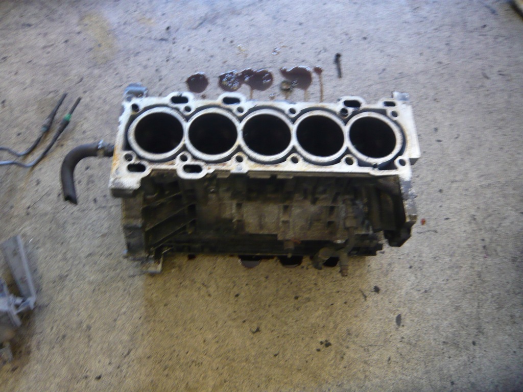 фото №1, Блок двигуна b5244s2 volvo 2.4b