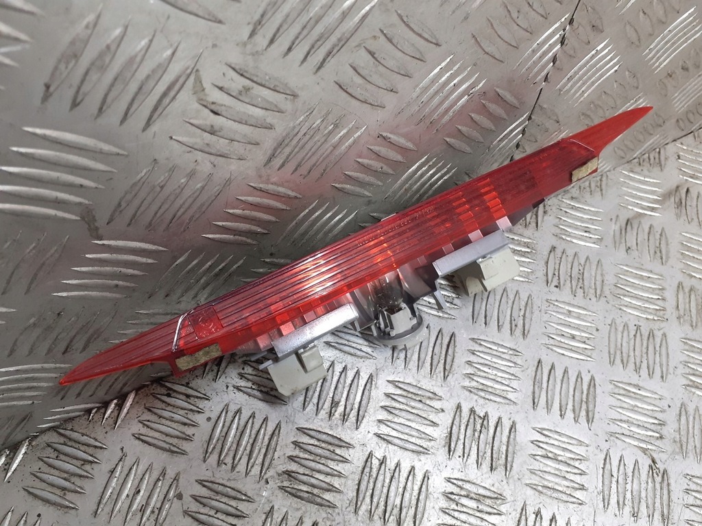 фото №1, Свет стоп-сигнал mazda 6 kombi 286-61979