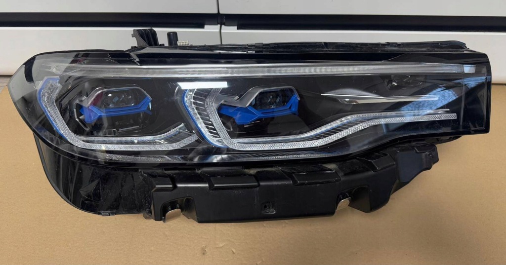 фото №1, Bmw x7 g07 лампа права перед передня laser 9481802-10