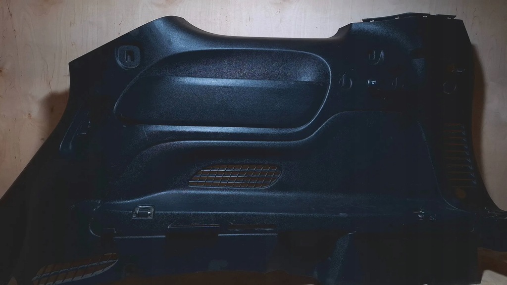 фото №8, Dodge durango 2019 обшивки багажника