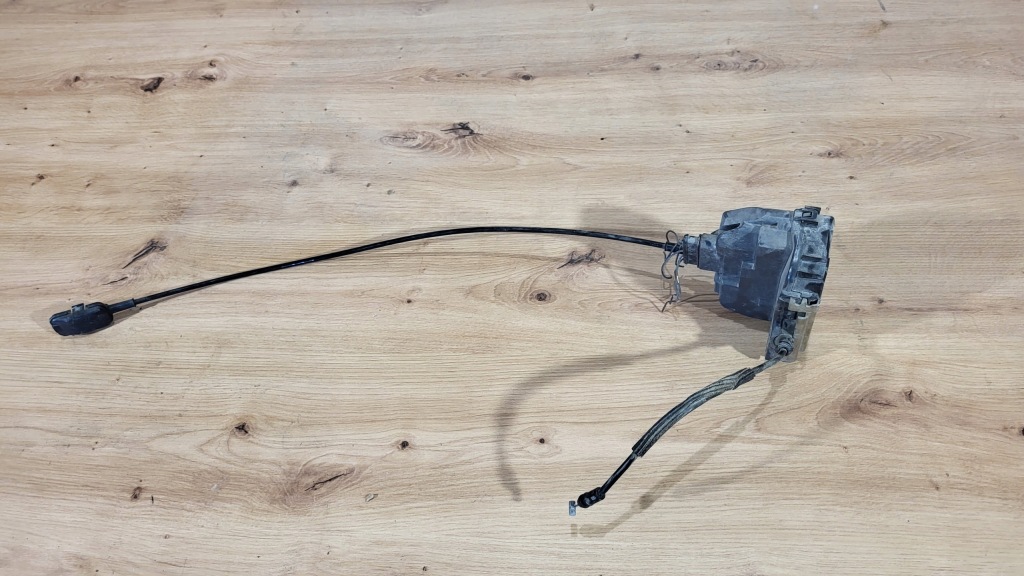 фото №1, Замок лівий задня megane scenic ii 2 03- 6 pin