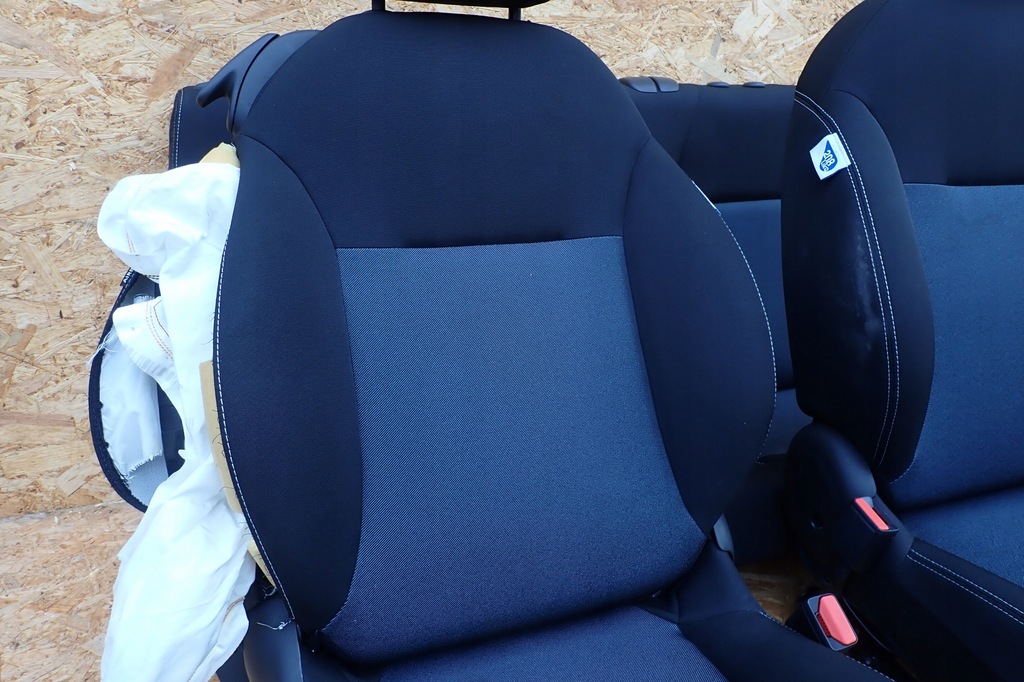 фото №12, Сидіння сидіння лівий правий комплект peugeot 208 lift 1,2 vti 3d 2018r