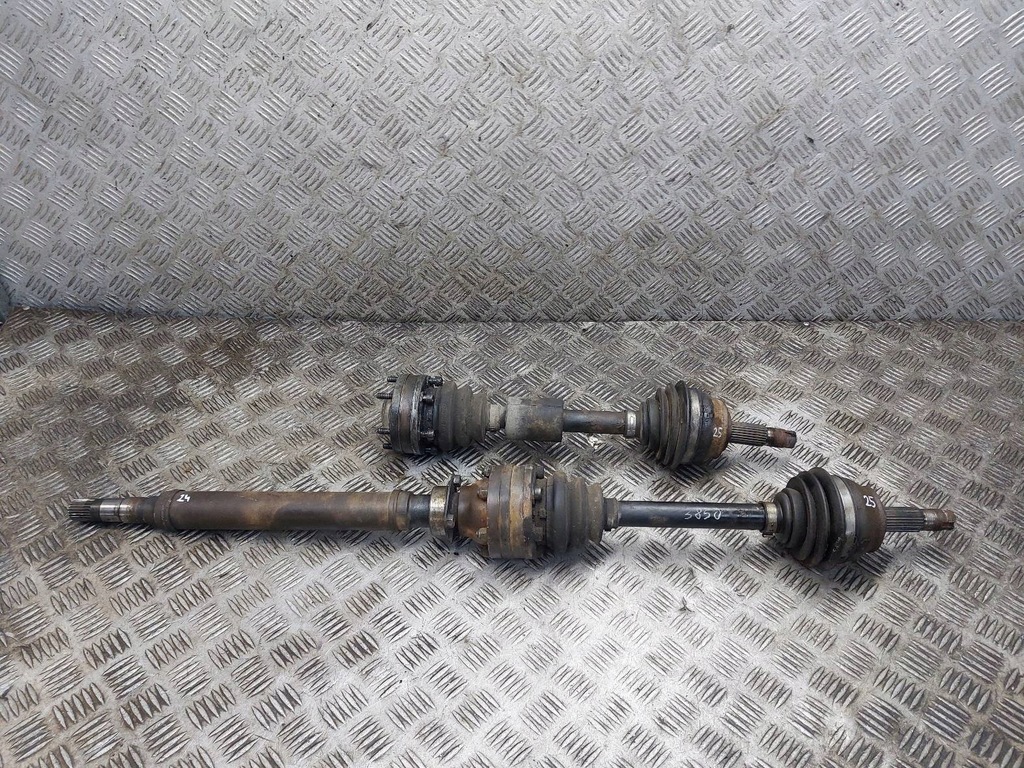фото №1, Приводной вал левый перед + правый перед 5b alfa romeo 147 i lift 1.6 16v